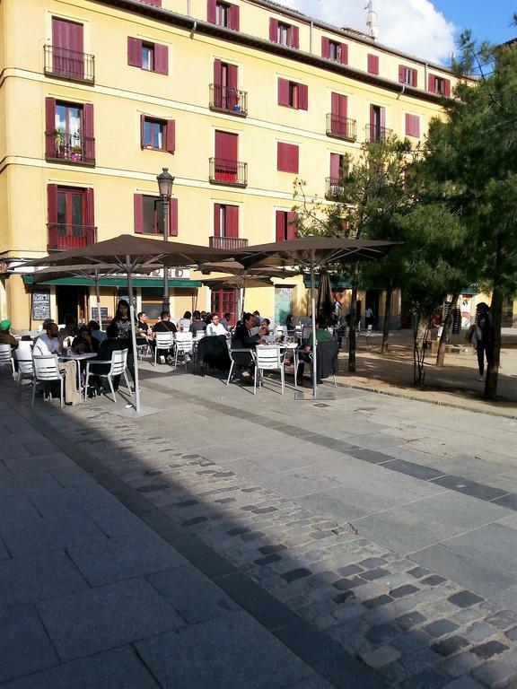 Pension Antonio Madrid Exterior foto